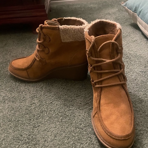 Suede wedge boots - Picture 3 of 3